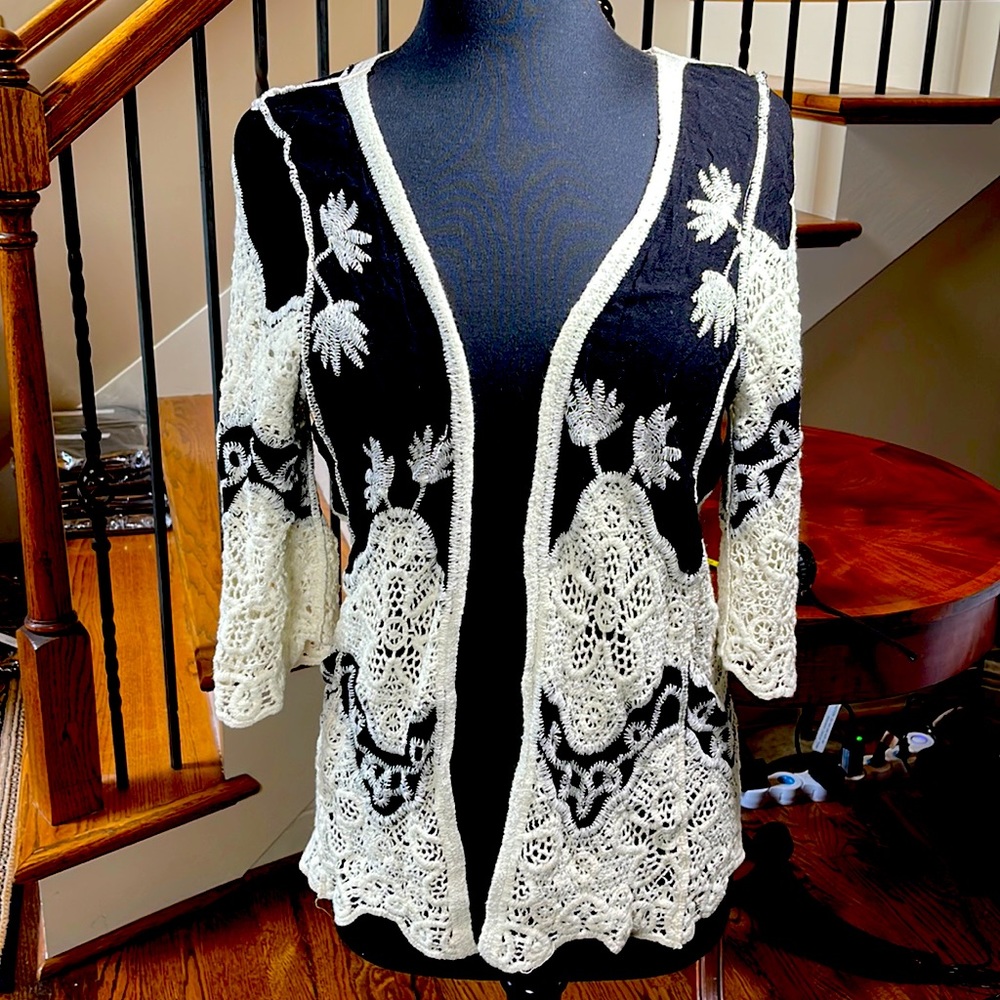 JANICE Lace Black/ White Ladies Jacket. One size I would say small no stretch